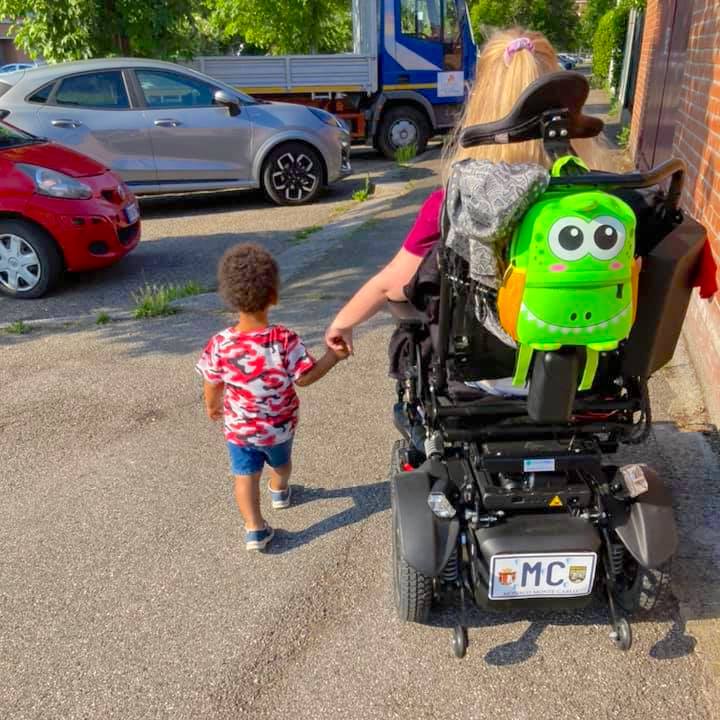 francesco penno fail bambino mamma sma carrozzina disabilità madre emozionale motivazionale quote thich nhat hanh